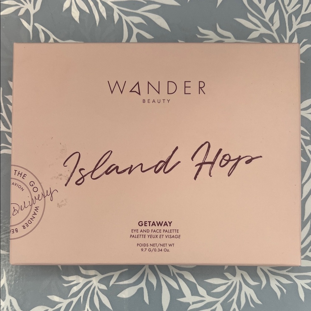 Wander Beauty Island Hop Getaway Eye and Face Palette